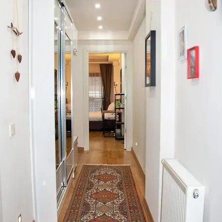 Flat Near Sea In Karsiyaka Apartment